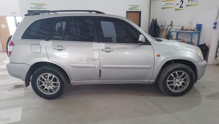 Llevó la camioneta a verificar y tenía pedido de secuestro: se volvió a pie