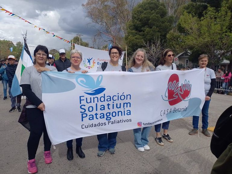 En la Fundación, colaboran voluntarios para el cuidado paliativo de pacientes que transitan una enfermedad.