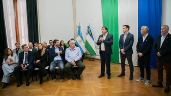La provincia firmó con intendentes de el nuevo esquema transitorio de coparticipación.