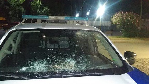Un joven fue baleado en medio de un enfrentamiento barrial. Archivo