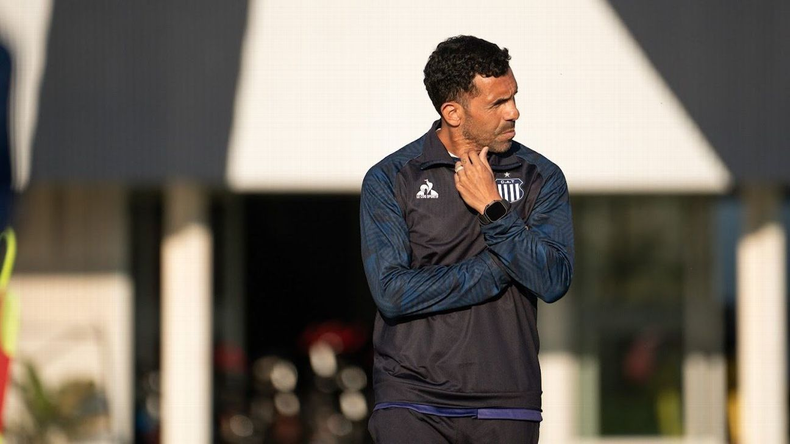 Carlos Tévez rompió el silencio en medio de la grave crisis de Talleres