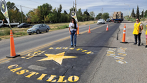 Pintaron una estrella amarilla en la ruta 151 sobre el ingreso a calle Mariano Moreno de Cipolletti. Pintaron una estrella amarilla en la ruta 151 sobre el ingreso a calle Mariano Moreno de Cipolletti.