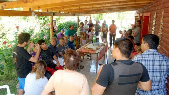 Los vecinos de puente La S se reunieron por primera vez en el 2015.