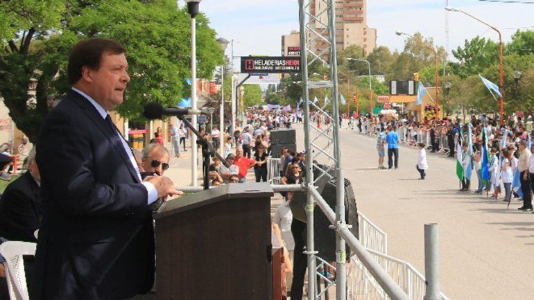 Weretilneck aseguró que se pagará el aguinaldo antes de las Fiestas