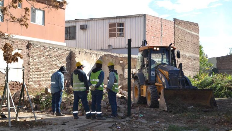 La última intervención del municipio fue sobre Alem al 800.