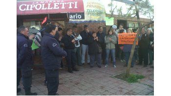 rematan la chacra de un productor de cipolletti