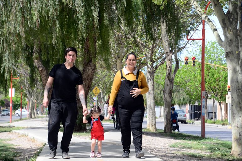 Un paseo familiar junto a Mati y Amita. ¡Feliz Día de la Madre, Celia! Foto Claudio Espinoza. Un paseo familiar junto a Mati y Amita. ¡Feliz Día de la Madre, Celia! Foto Claudio Espinoza.
