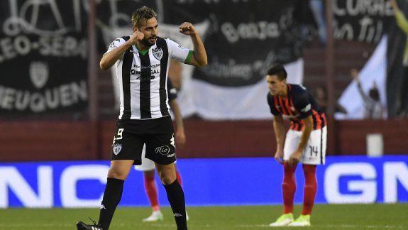 Piñero da Silva, autor del gol ante San Lorenzo para Cipo en su estreno.