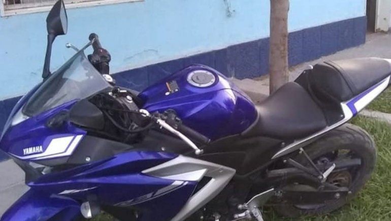 Recuperan valiosa moto robada en la toma 2 de Febrero