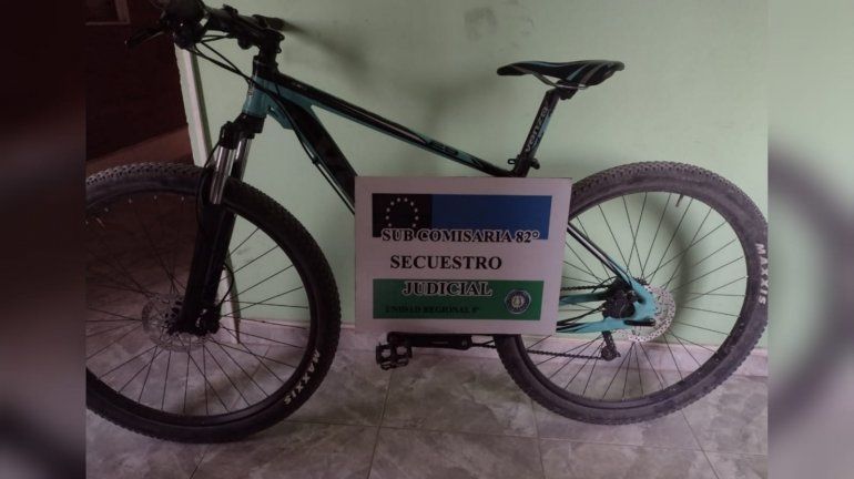 Una banda de pibes robó una bicicleta: cayeron dos neuquinos