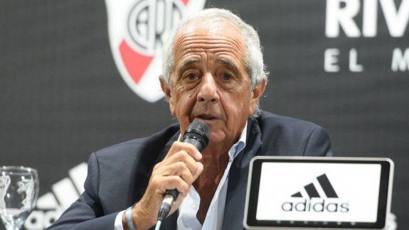 Supercaliente: DOnofrio boqueó