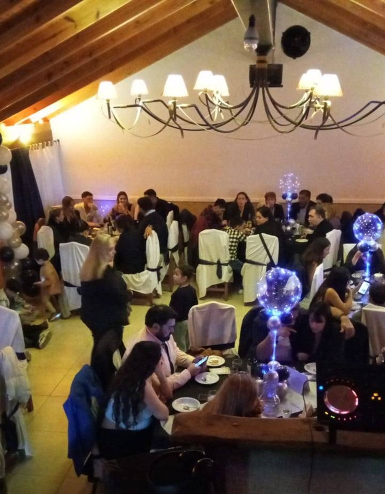 Una panorámica del salón.
