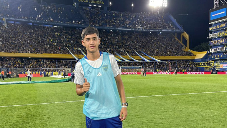 Se dio el gusto de ser alcanzapelotas en la mismísima Bombonera.