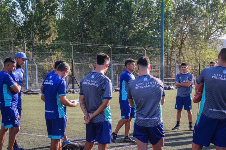 Deportivo Rincón volvió al ruedo.