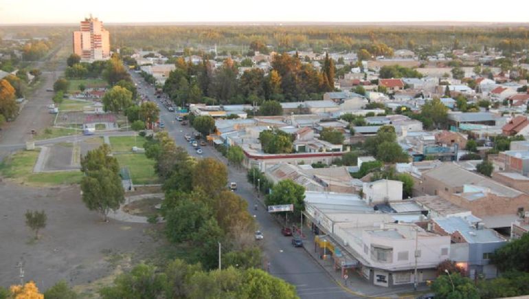 La propuesta busca recaudar fondos para cubrir los gastos de la Fiesta Aniversario de Cinco Saltos. La propuesta busca recaudar fondos para cubrir los gastos de la Fiesta Aniversario de Cinco Saltos.