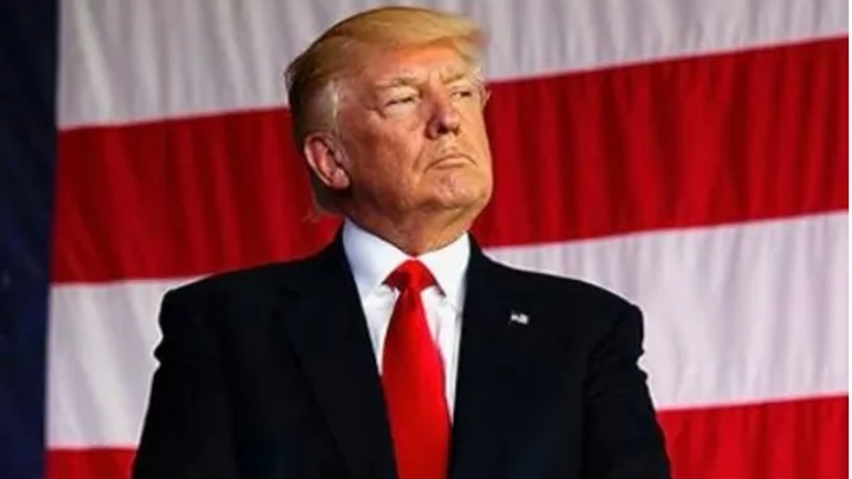 Donald Trump se mostró confiado sobre quien puede reemplazar a Joe Biden.