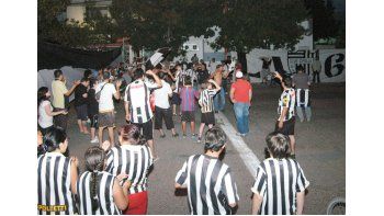segundo banderazo de los hinchas