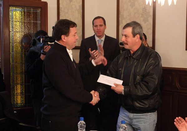 La Provincia entregó aportes por medio millón de pesos