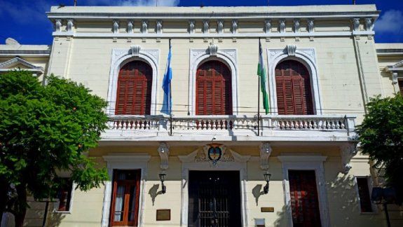 Consolidan pautas para el regreso de la administración pública