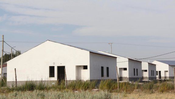 Las viviendas del plan habitacional se habían paralizado hasta que Provincia asumió la decisión de hacerse cargo y terminar los trabajos pendientes.