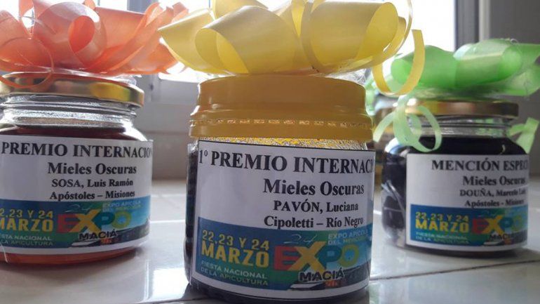 Los presos cipoleños hacen la mejor miel oscura del país