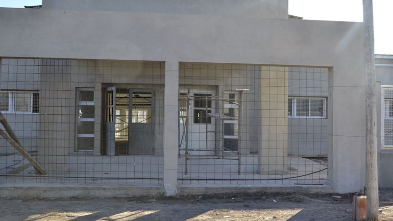 Las familias comenzaron a organizarse nuevamente ante la falta de información concreta sobre el estado actual de la obra. Las familias comenzaron a organizarse nuevamente ante la falta de información concreta sobre el estado actual de la obra.
