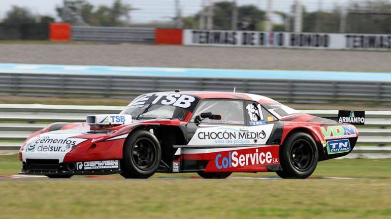 Manu Urcera dio pelea y volvió al top ten en el TC