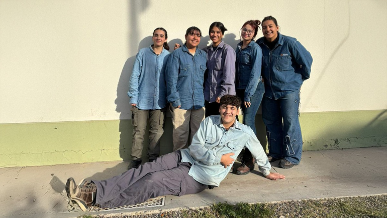 ¡Vamos los pibes y las pibas! Los chicos listos para un nuevo gran desafío.