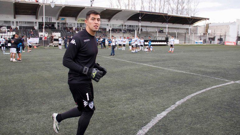¿Sigue Crespo o vuelve Caprio a defender el arco?