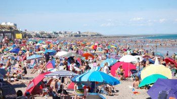 el ano nuevo llego con una marea de  turistas a las grutas
