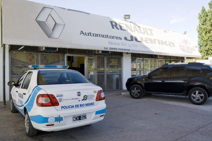 Boqueteros dieron un nuevo golpe en Cipolletti esta vez en Juanka Automotores