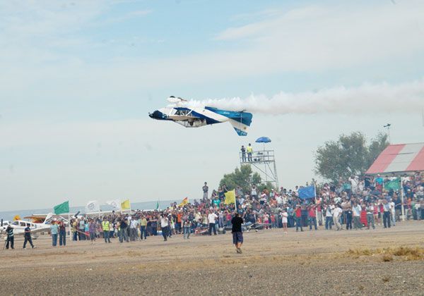 La magia se adueñó del cielo allense