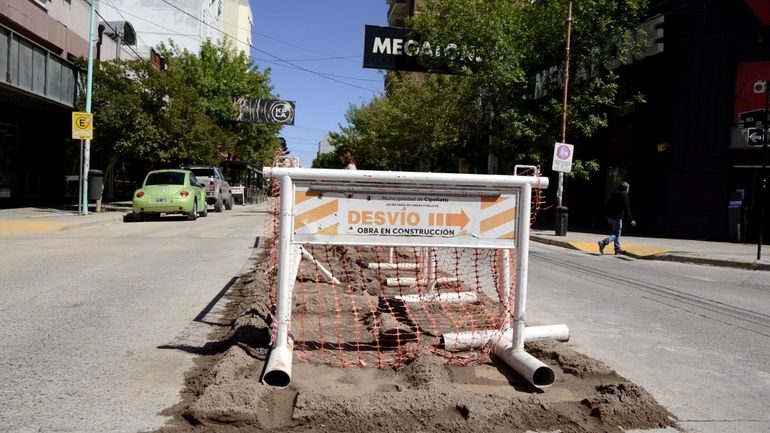 Calle Roca, en cuenta regresiva: el Municipio confirmó cuándo estará totalmente habilitada | LMCipolletti.com Calle Roca, en cuenta regresiva: el Municipio confirmó cuándo estará totalmente habilitada