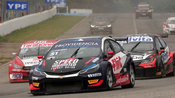 Urcera avanzó siete posiciones en la final del Súper TC2000