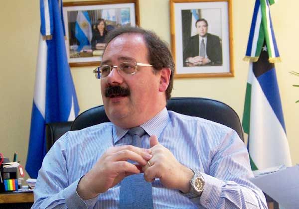 Delfino analizó la situación del hospital local