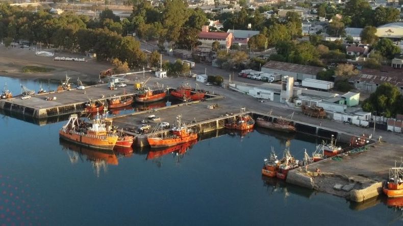 Río Negro financiará equipamiento de congelado y obras en la Terminal Pesquera de San Antonio Este para procesar moluscos en origen y acceder a mercados internacionales como la Unión Europea y Estados Unidos.