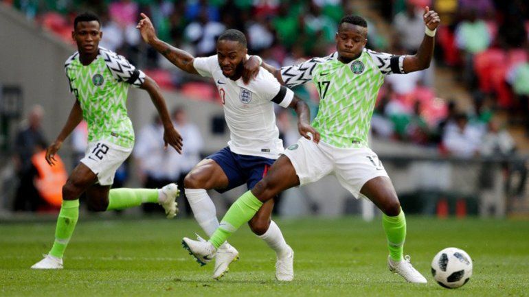 Nigeria le ganó a Islandia 2 a 0 y alimentó la ilusión argentina
