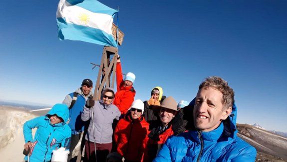 Ocho hermanos hicieron cumbre en el Copahue