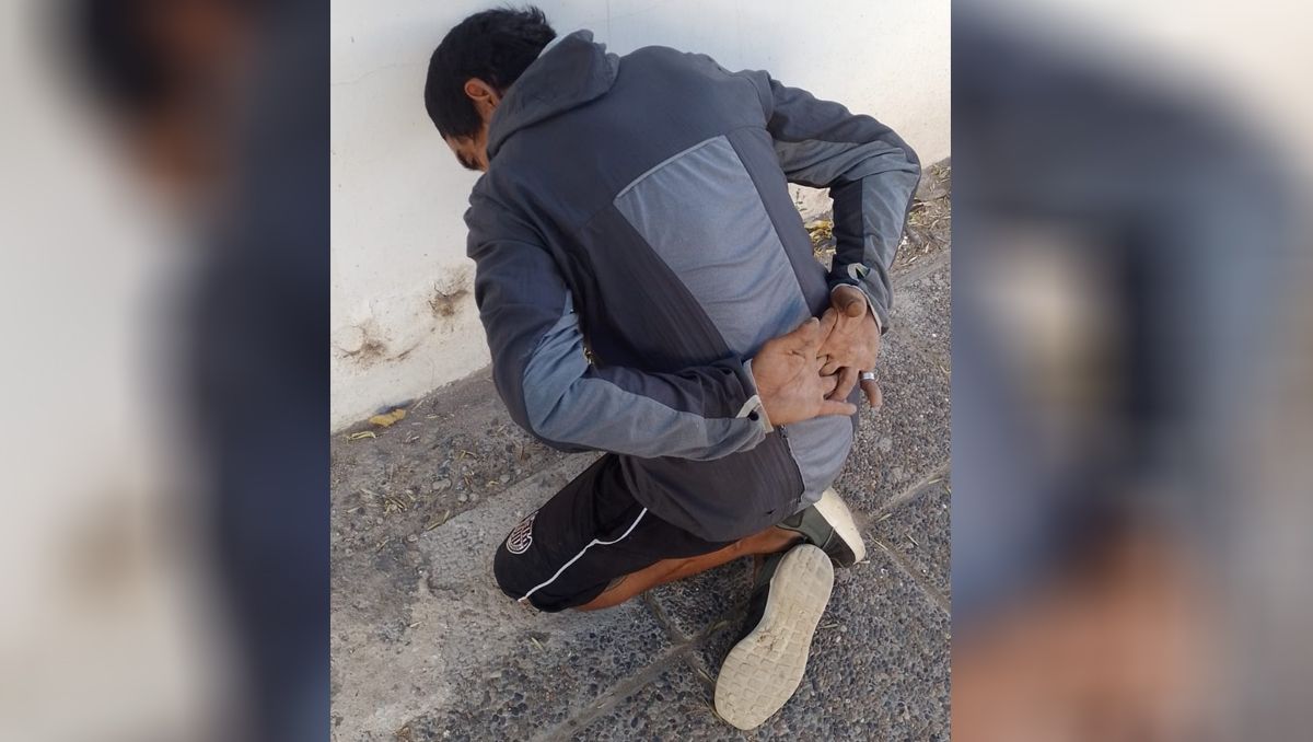 Michel Ario Hinstz fue atrapado tras una persecución en el barrio Arévalo. Había entrado a robar a una casa junto a un cómplice que pudo escapar.&nbsp;