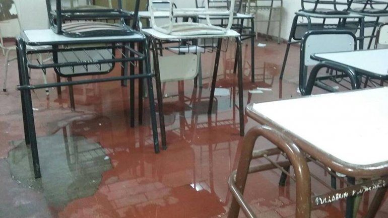 Unter denunció el mal estado  de las escuelas en la ciudad