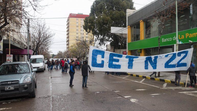 Los estudiantes realizaron varios reclamos por las obras.