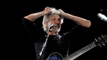 roger waters canto en castellano e hizo un pedido por el coronavirus