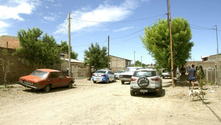 Macabro parricidio en Zapala: dos hijos golpearon y decapitaron a su padre