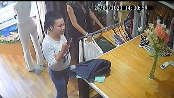 video: comerciante corrio a dos mecheras que le robaron ropa de su local