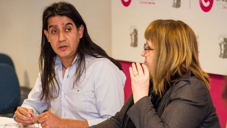 Aninao renunció a la presidencia del bloque oficialista