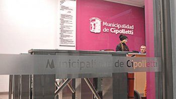 por el viento hubo un derrumbe en la oficinas de proteccion civil 