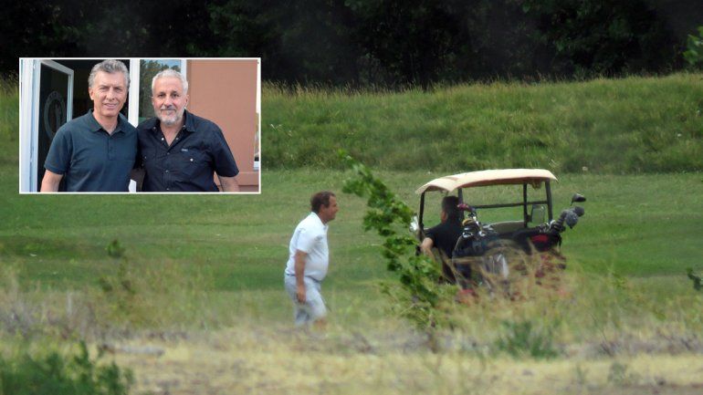Macri jugó al golf en Los Canales de Plottier