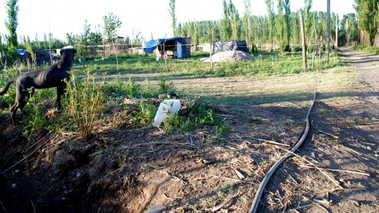 La toma La Cascada está ubicada cerca del paraje Lalor
