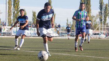 la amistad abre las semis de la liga en allen