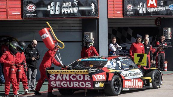 Además del sorteo en la grilla, Termas tuvo la recarga de combustible.